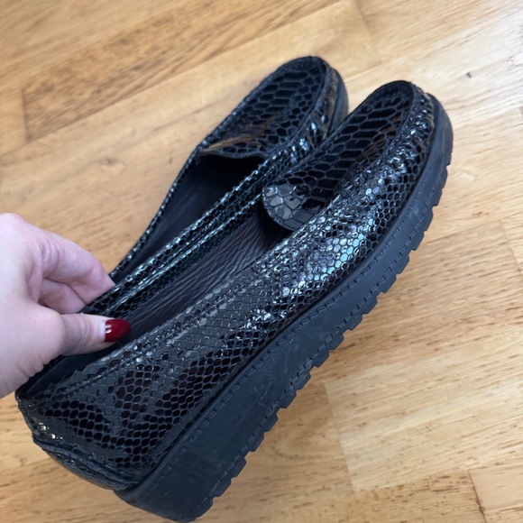 Stuart Weitzman Crocodile Loafers - Picture 3 of 4